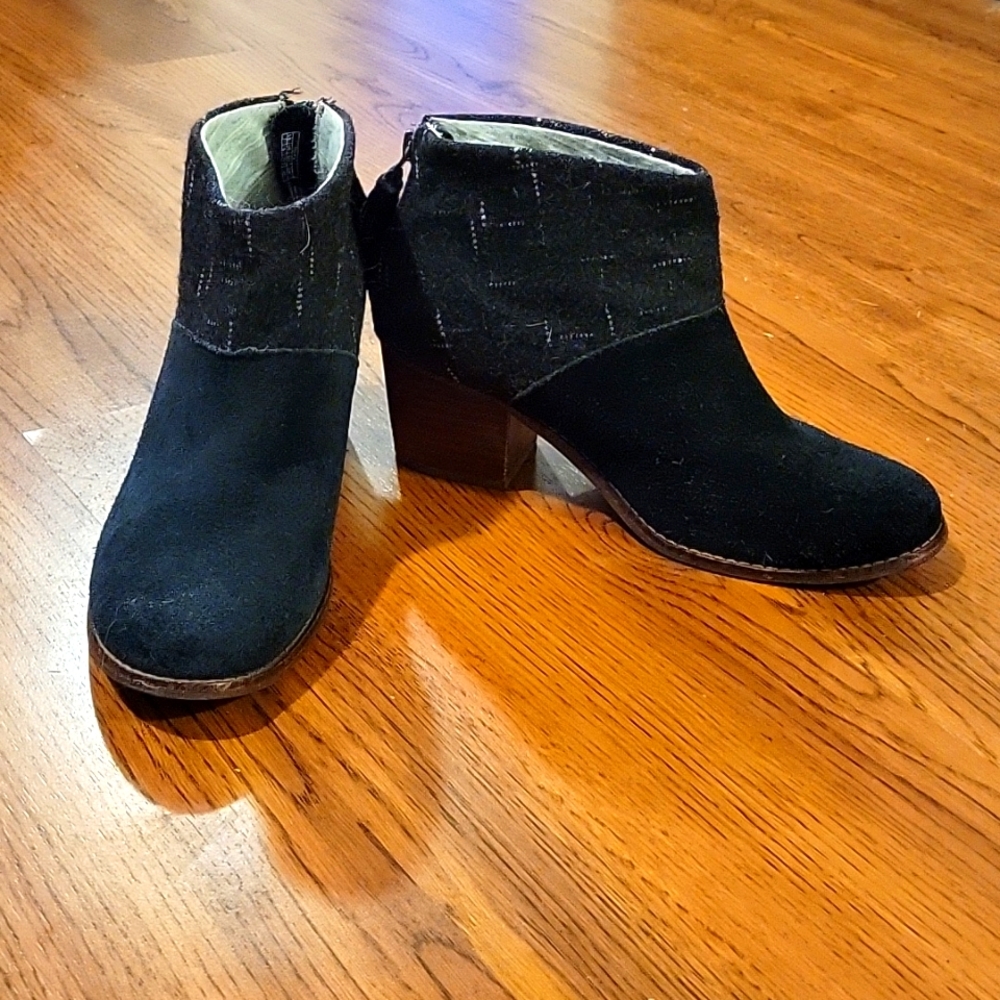 Ankle boots